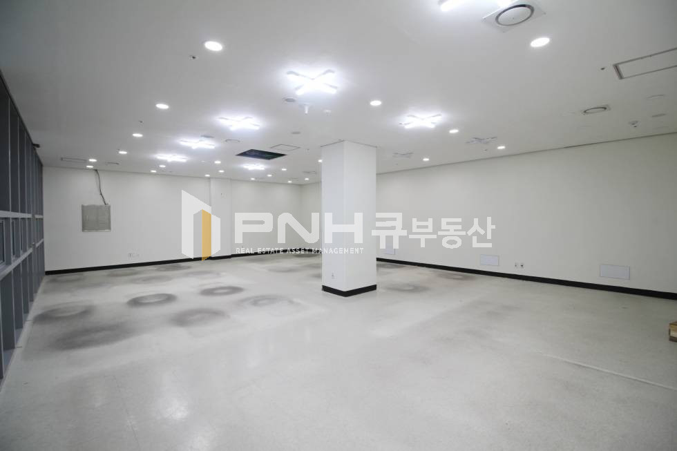 경기 안양동안구 관양동 평촌역 초역세권 썬큰 지하 전용 34평 상가 또는 사무실 등 공간임대 월세 매물번호 10953 사진 7