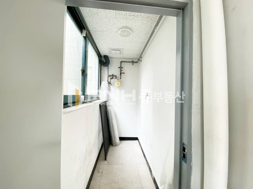 경기 안양동안구 호계동 호계신사거리 인근, 대로변위치, 내부 외부 깔끔, 전용30평, 가성비좋은 중소형사무실 월세 매물번호 10956 사진 9