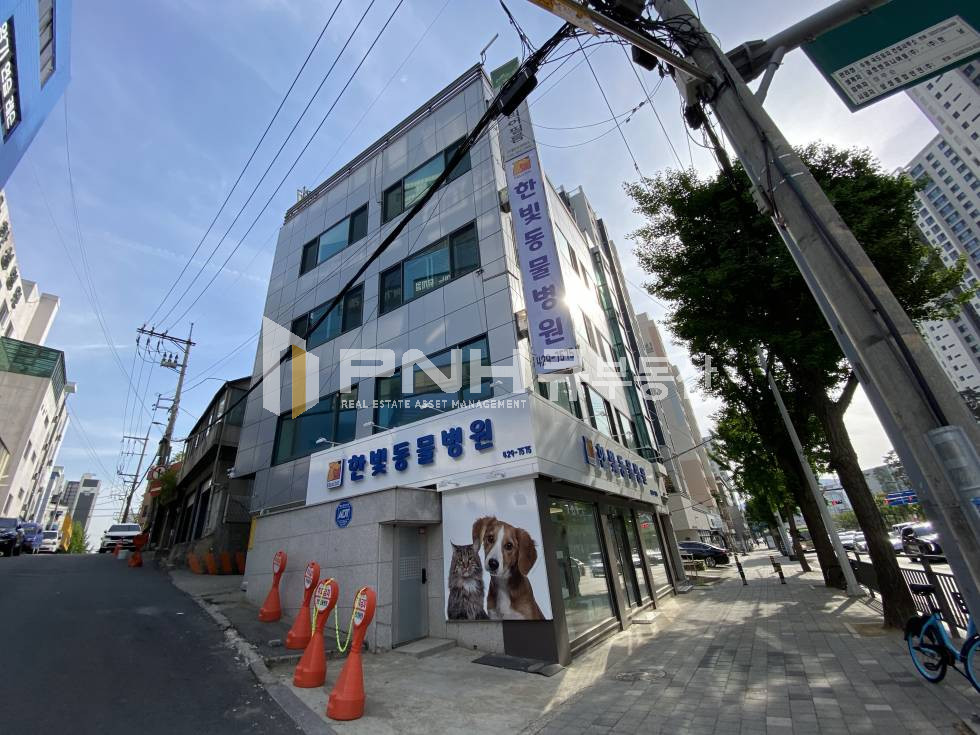 경기 안양동안구 호계동 호계신사거리 인근, 대로변위치, 내부 외부 깔끔, 전용30평, 가성비좋은 중소형사무실 월세 매물번호 10956 사진 11