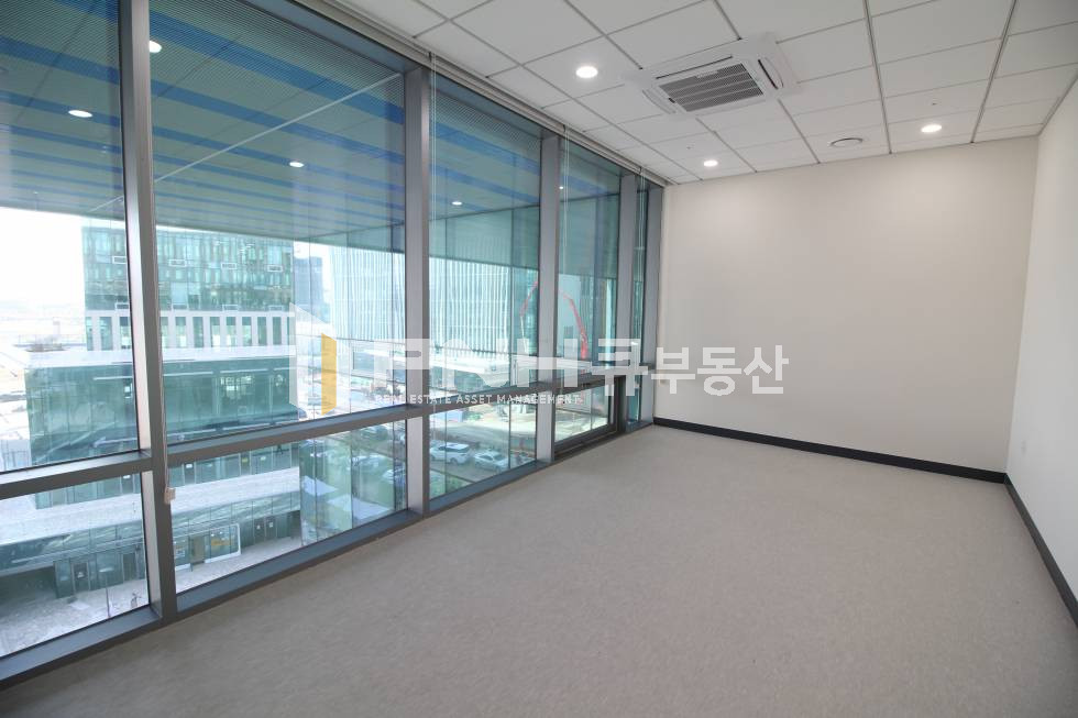 경기 과천시 갈현동 과천지식정보타운 전용 약 1600평 최고급형 초대형 업무시설 공간 임대 월세 매물번호 10973 사진 10