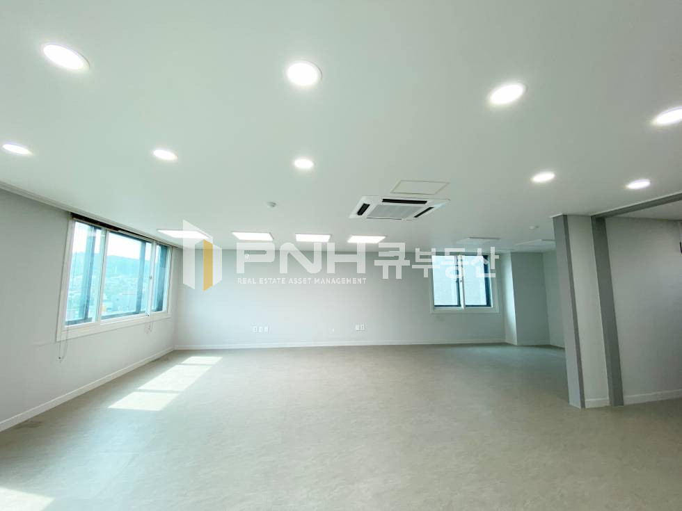 경기 안양만안구 안양동 명학역 인근, 주차 편리, 전용23평, 내부 인테리어 깔끔한 중소형사무실 임대 월세 매물번호 10974 사진 3