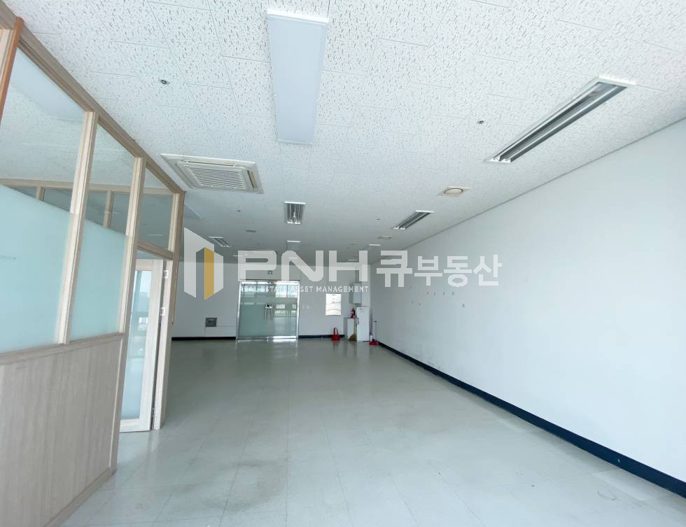 경기 안양동안구 관양동 디지털엠파이어, 전용30평, 인테리어룸1, 채광좋음, 깔끔한 지식산업센터 중소형 사무실 임대 월세 매물번호 10979 사진 11