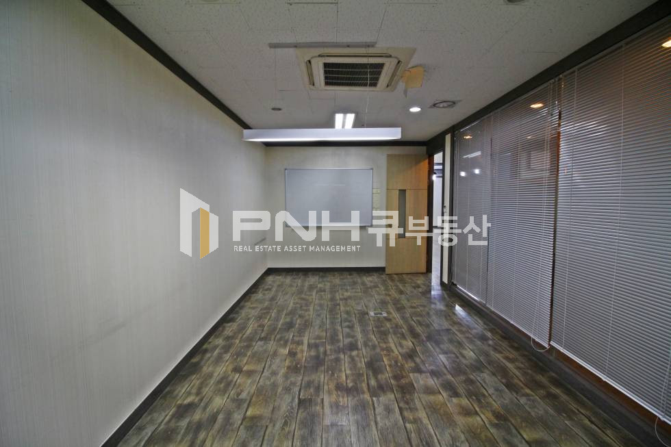 경기 안양동안구 관양동 인덕원지식산업센터, 관양두산벤처다임, 전용80평, 중대형평수사무실 임대 월세 매물번호 10984 사진 1