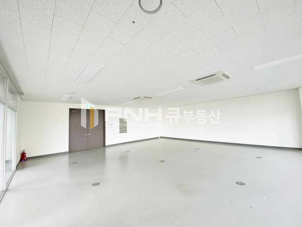 경기 안양만안구 안양동 안양아이에스비즈센트럴,고층 전용31평, 인테리어지원협의 월세 매물번호 10986 사진 6