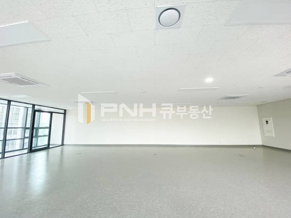 경기 과천시 갈현동 과천정보지식정보타운, 과천상상자이, 실평45평, 천장형냉난방기O, 신축 첫 입주 월세 매물번호 10999 사진 10