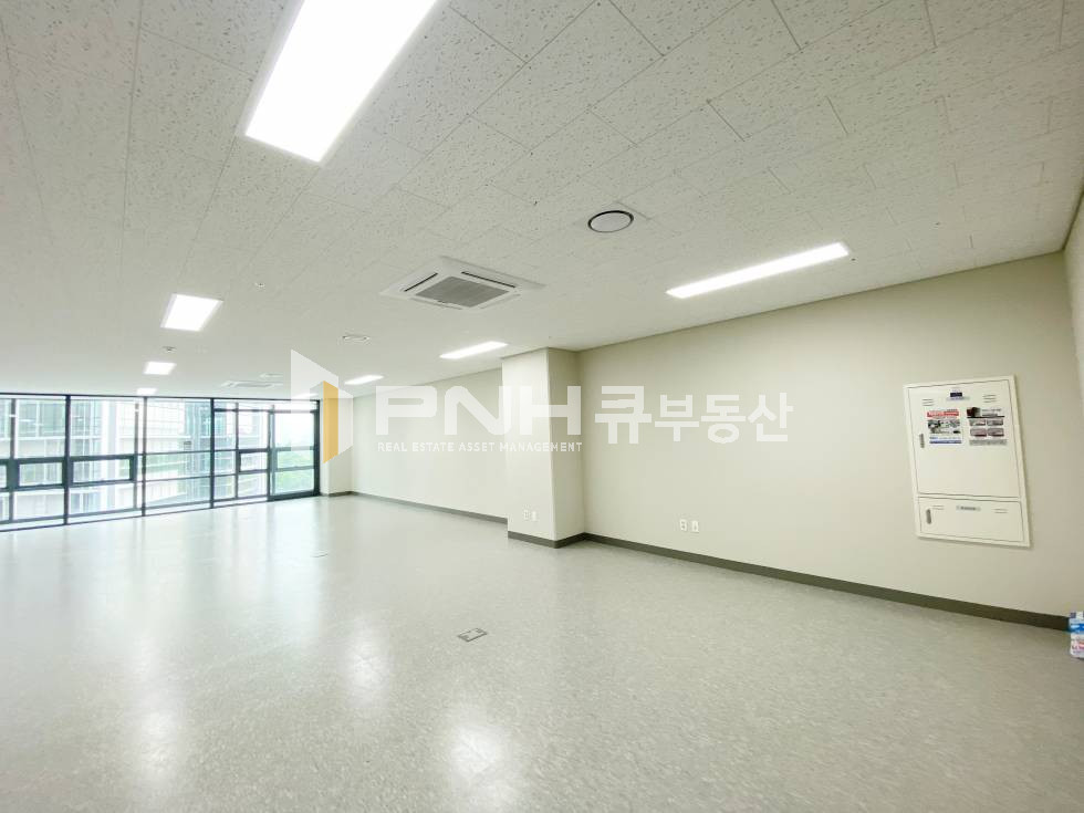 경기 과천시 갈현동 과천정보지식정보타운, 과천상상자이, 전용53평, 천장형냉난방기O, 신축첫입주 월세 매물번호 11000 사진 4