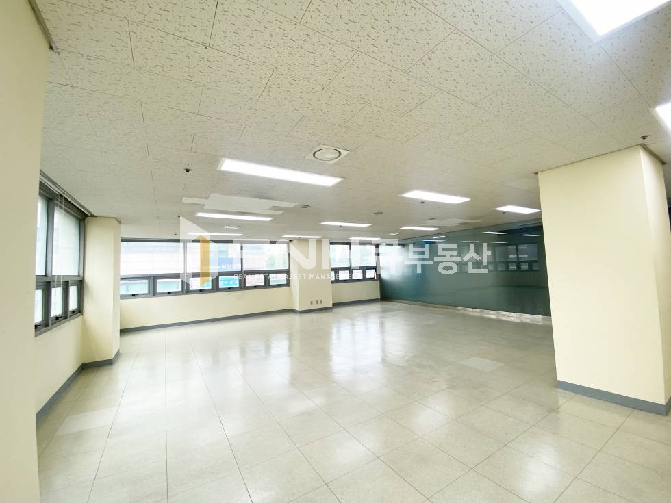 경기 안양동안구 호계동 범계역역세권, 전용30평, 코너형, 중소형사무실, 내부깔끔, 즉시입주 월세 매물번호 11009 사진 5