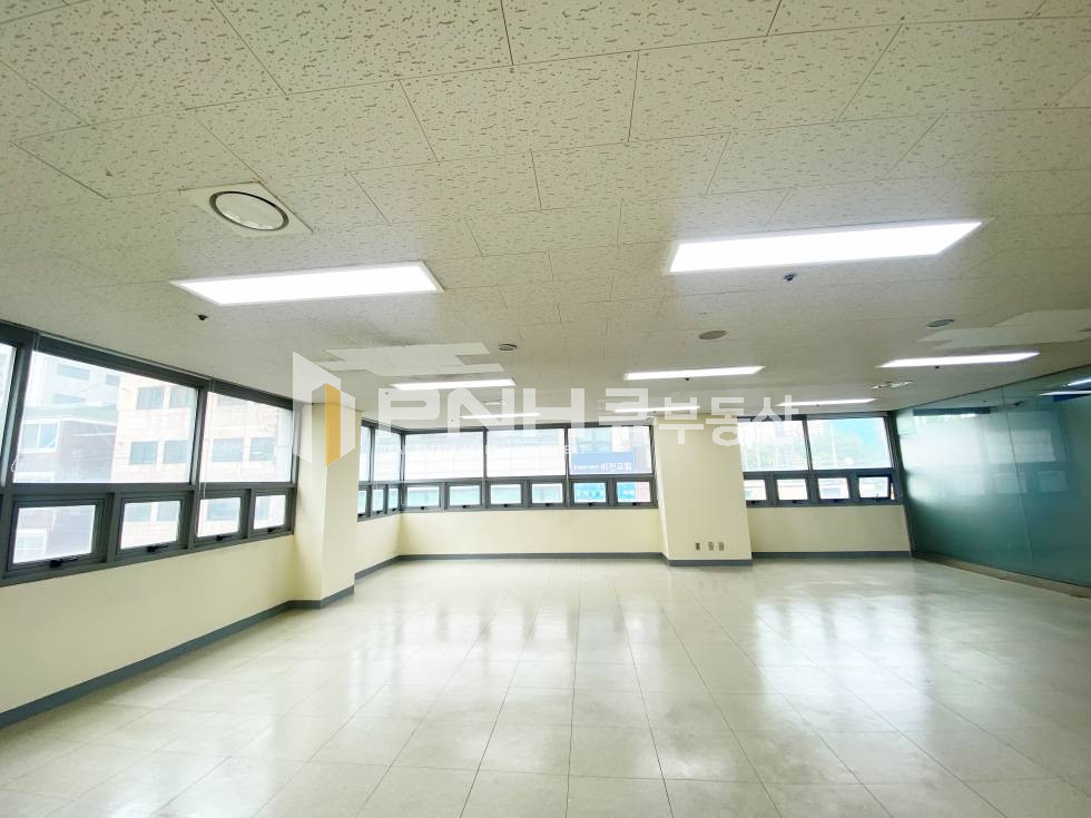 경기 안양동안구 호계동 범계역역세권, 전용30평, 코너형, 중소형사무실, 내부깔끔, 즉시입주 월세 매물번호 11009 사진 6