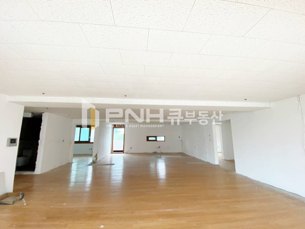 경기 안양동안구 호계동 범계역역세권, 전용67평, 룸4, 한개층 전체사용, 엘베O, 깔끔 월세 매물번호 11010 사진 5