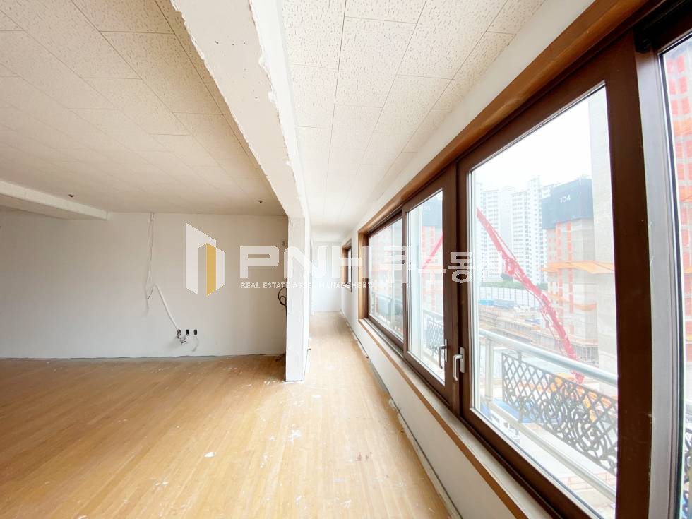 경기 안양동안구 호계동 범계역역세권, 전용67평, 룸4, 한개층 전체사용, 엘베O, 깔끔 월세 매물번호 11010 사진 14