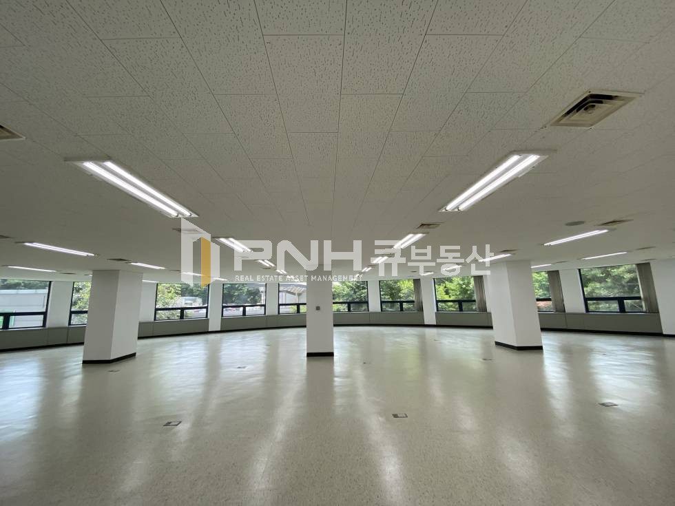 경기 안양동안구 관양동 평촌역 역세권 전용 약 228평 2개층 대형평형 사무실임대 월세 매물번호 11013 사진 1