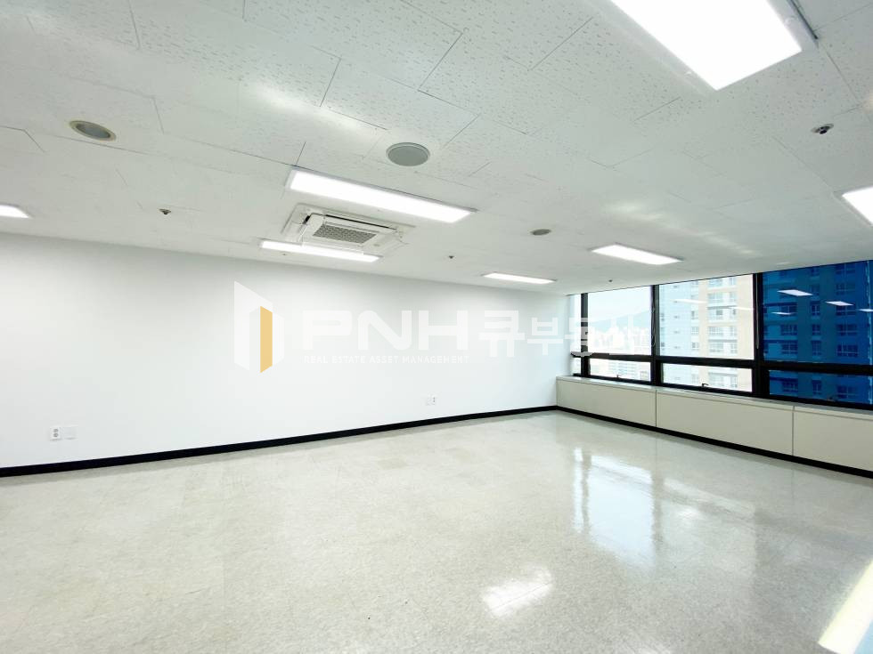 경기 안양동안구 비산동 범계역 도보3분, 안양건설타워, 전용40평, 주차편리,인테리어깔끔,즉시입주 월세 매물번호 11018 사진 6