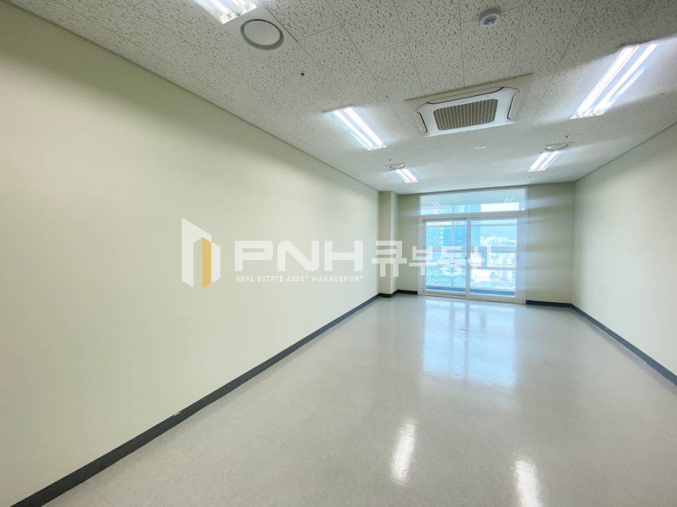 경기 안양동안구 관양동 평촌하이필드 지식산업센터, 전용11평, 소형사무실임대, 대로변, 탕비실O, 천장형냉난방기O, 주차편리, 즉시입주 월세 매물번호 11023 사진 6