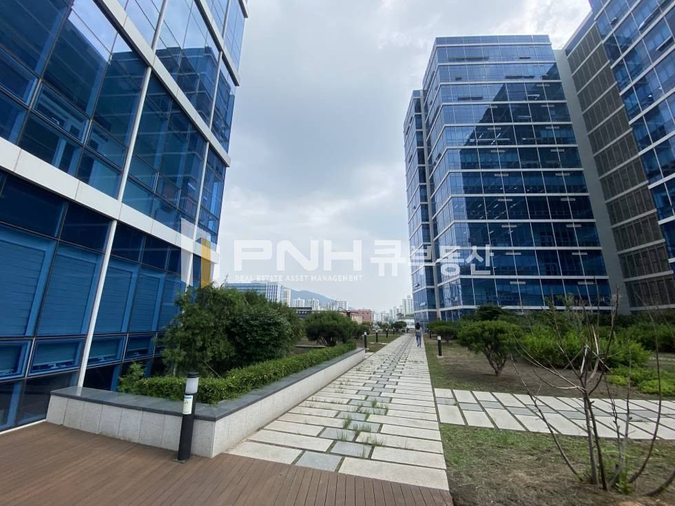 경기 안양동안구 관양동 평촌하이필드 지식산업센터, 전용11평, 소형사무실임대, 대로변, 탕비실O, 천장형냉난방기O, 주차편리, 즉시입주 월세 매물번호 11023 사진 9