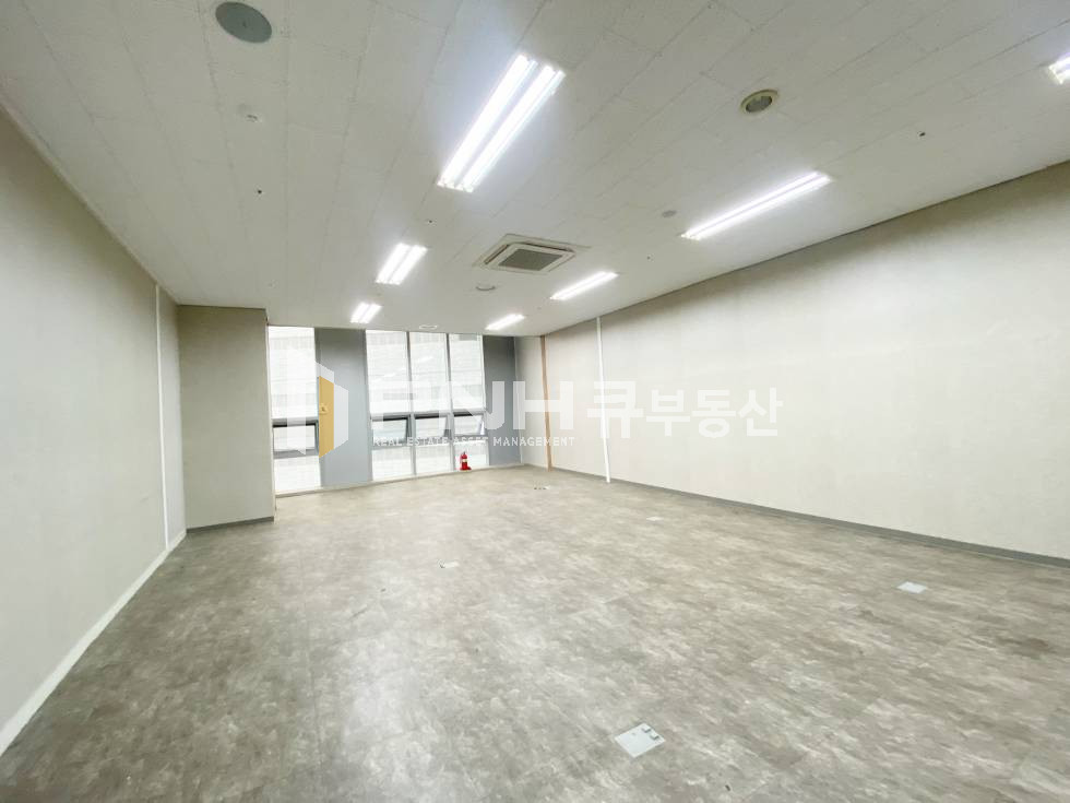경기 안양동안구 관양동 인덕원인근사무실, 평촌스마트베이, 전용30평, 베란다확장O, 천장형냉난방기O 월세 매물번호 11034 사진 4