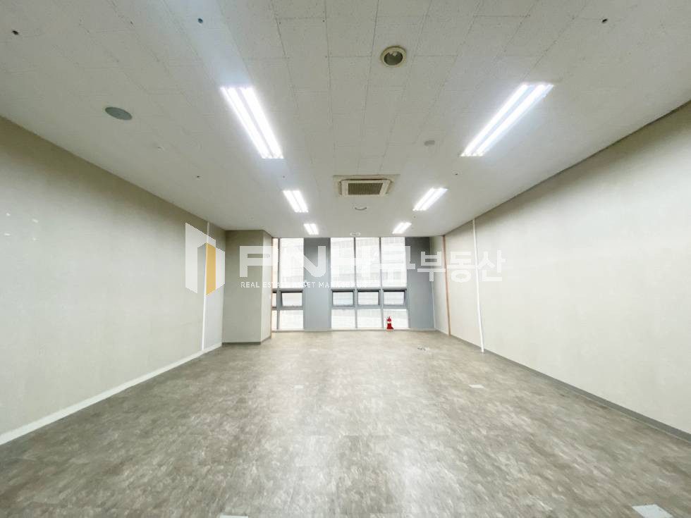 경기 안양동안구 관양동 인덕원인근사무실, 평촌스마트베이, 전용30평, 베란다확장O, 천장형냉난방기O 월세 매물번호 11034 사진 5