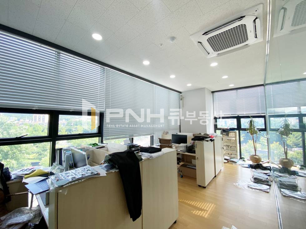경기 안양동안구 관양동 평촌역 , 인덕원역 인근사무실, 전용50평, 인테리어룸4개, 채광 굿, 간판설치가능, 주차, 풀 인테리어, 즉시입주 월세 매물번호 11039 사진 4