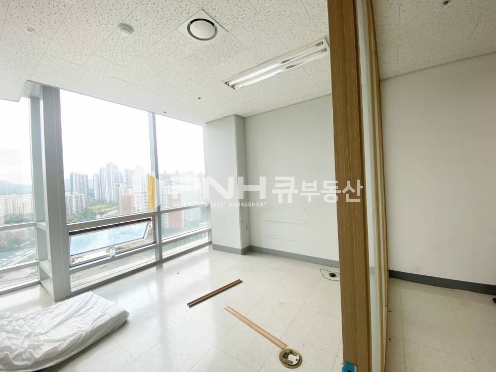 경기 안양동안구 관양동 대륭테크노타운15차, 평촌역 인덕원역 더블역세권, 전용20평, 중소형사무실 임대, 즉시입주, 공간구획, 천장형냉난방기O 월세 매물번호 11040 사진 7