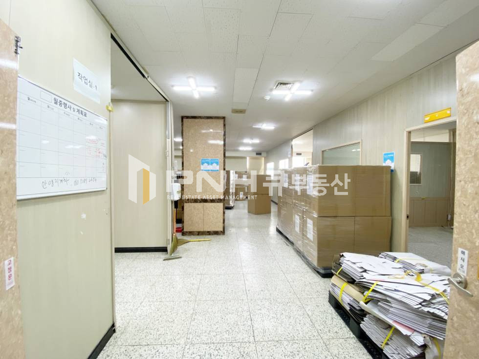 경기 안양만안구 안양동 1호선 명학역 역세권, 성일디지털타워, 전용77평, 공장 창고임대, 월세저렴, 역세권, 즉시입주가능, 화물엘리베이터O 월세 매물번호 11053 사진 2