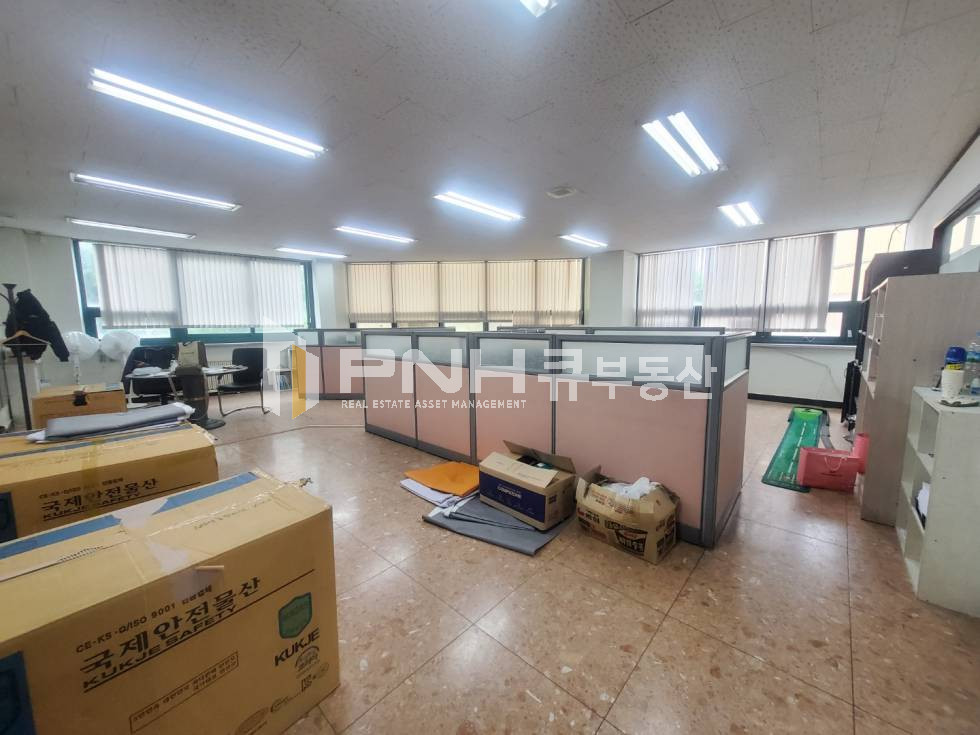 경기 안양동안구 관양동 인덕원역 인근, 전용약38평, 룸 구획, 주차가능, 가성비저렴, 빠른입주가능, 월세 매물번호 11060 사진 4