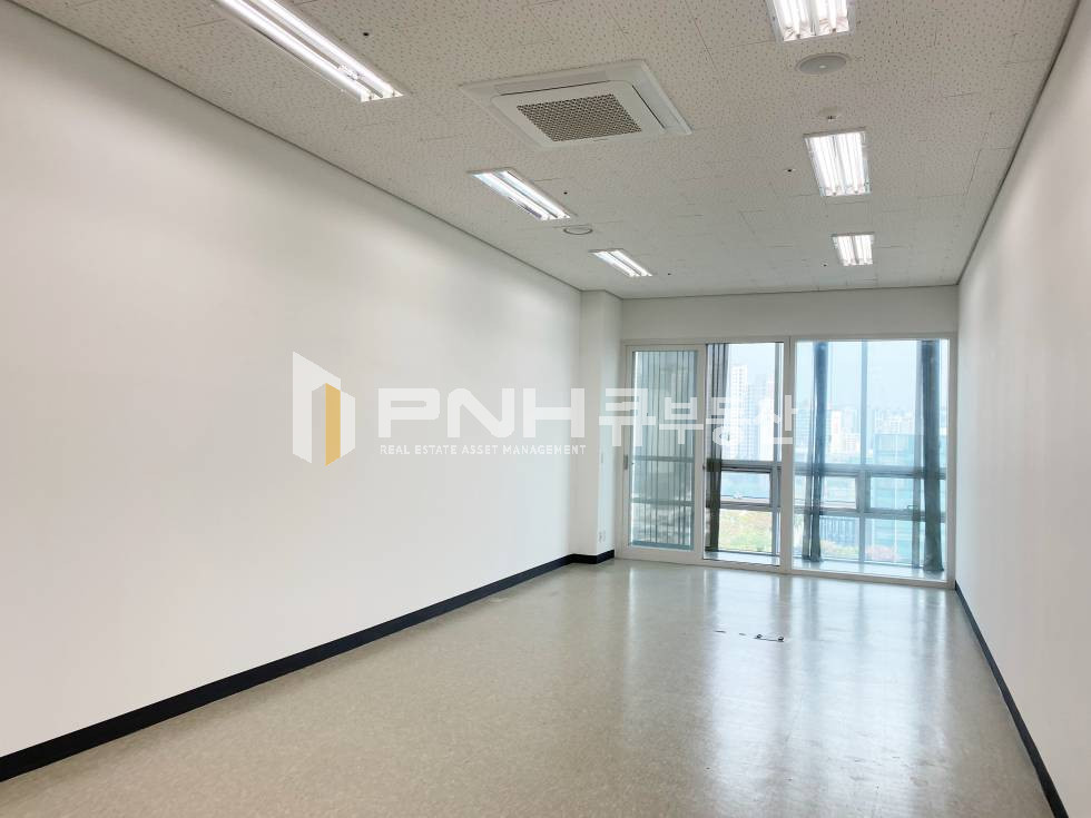 경기 안양동안구 호계동 금정역 역세권, 호계데시앙플렉스, 전용14평, 내부깔끔, 고층, 뻥뷰, 베란다O, 즉시입주가능 월세 매물번호 11069 사진 2
