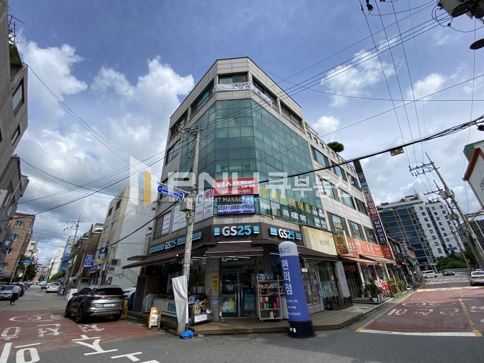 경기 안양동안구 관양동 관양동 학의천 옆, 전용45평, 코너형, 가성비대박, 엘베O, 주차O, 사무실 상가 모든업종 가능, 즉시입주 월세 매물번호 11073 사진 6