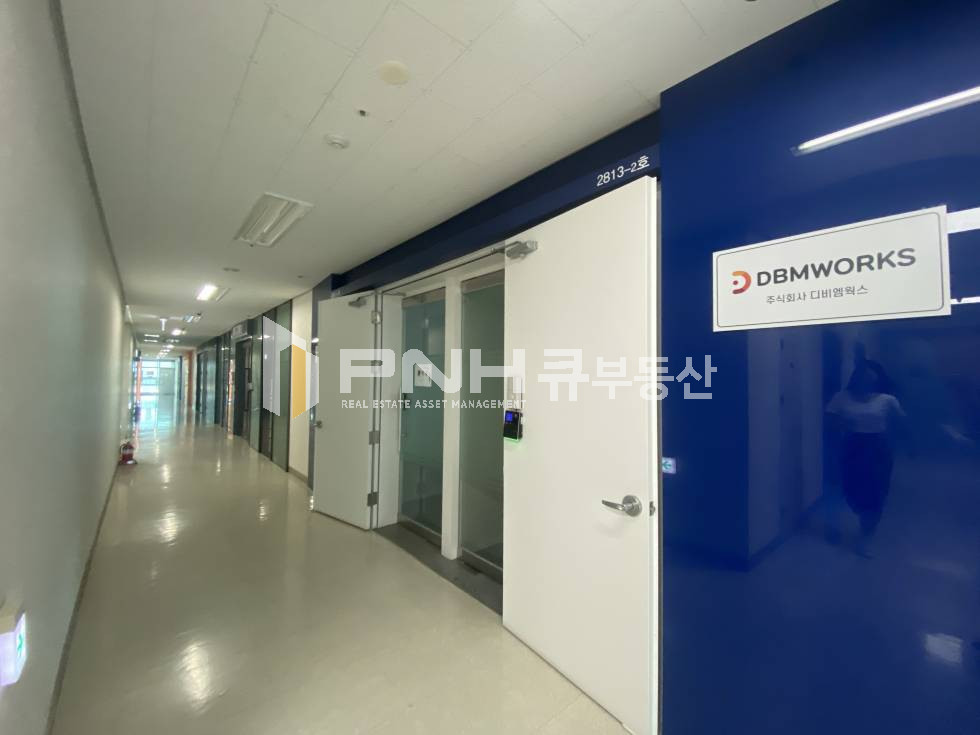 경기 안양동안구 관양동 4호선 인덕원역 인근, 오비즈타워, 전용18평, 룸1개, 내부깔끔, 남향, 고층, 빠른입주 가능 월세 매물번호 11087 사진 1