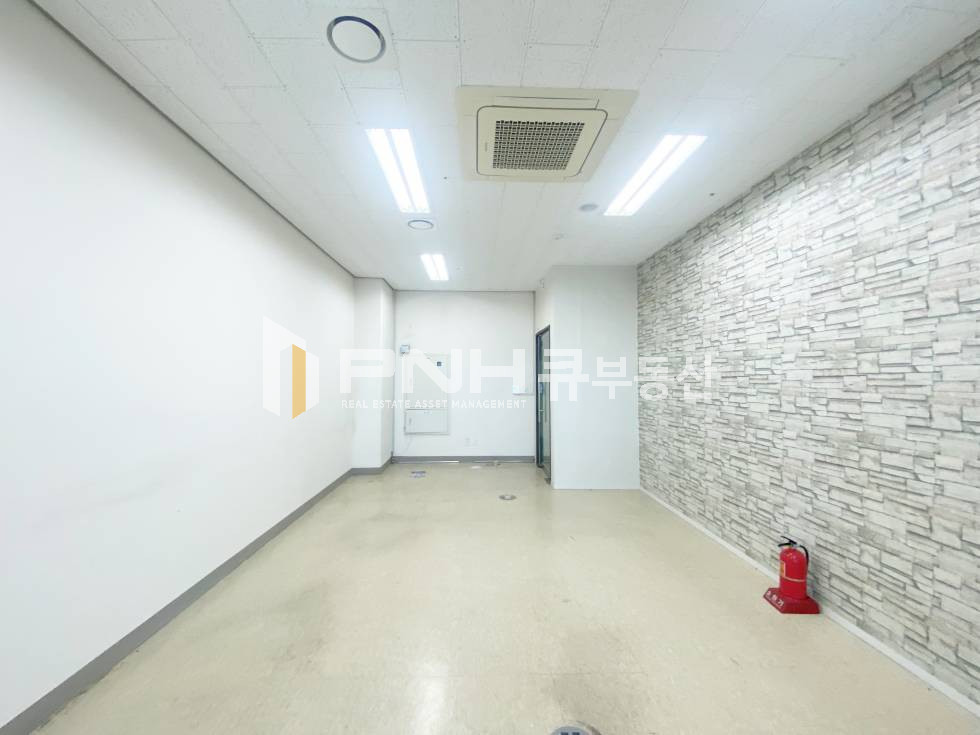 경기 안양동안구 관양동 인덕원 역세권, 평촌오비즈타워, 전용15평, 발코니확장, 천장형냉난방기, 룸1개, 풀인테리어, 즉시입주가능 월세 매물번호 11088 사진 4