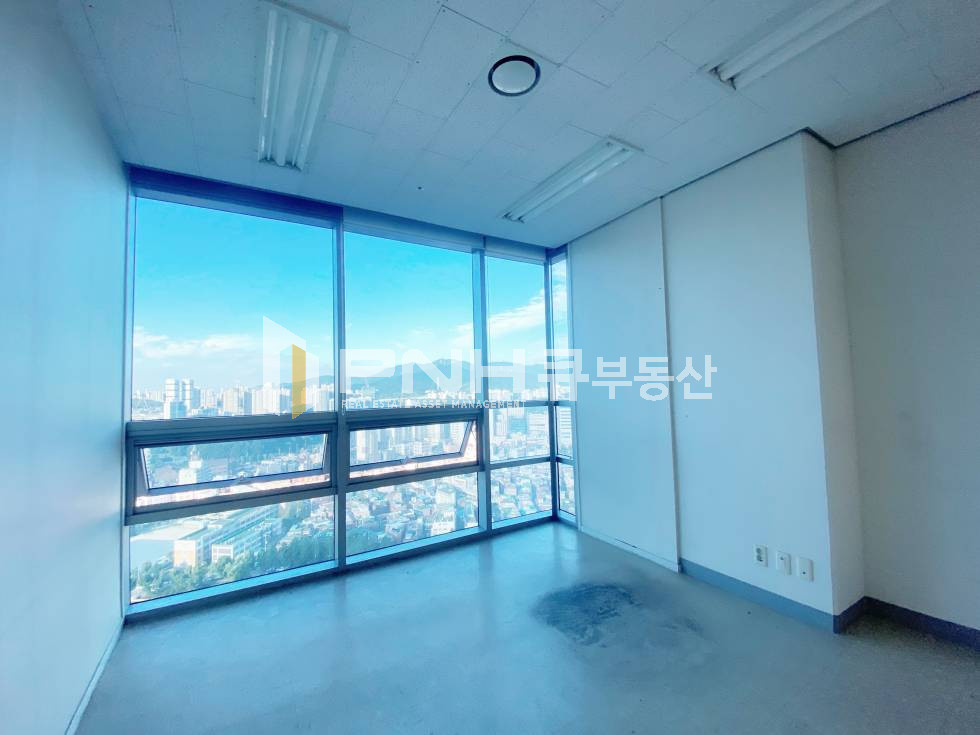 경기 안양동안구 관양동 인덕원 역세권, 평촌오비즈타워, 전용15평, 발코니확장, 천장형냉난방기, 룸1개, 풀인테리어, 즉시입주가능 월세 매물번호 11088 사진 9