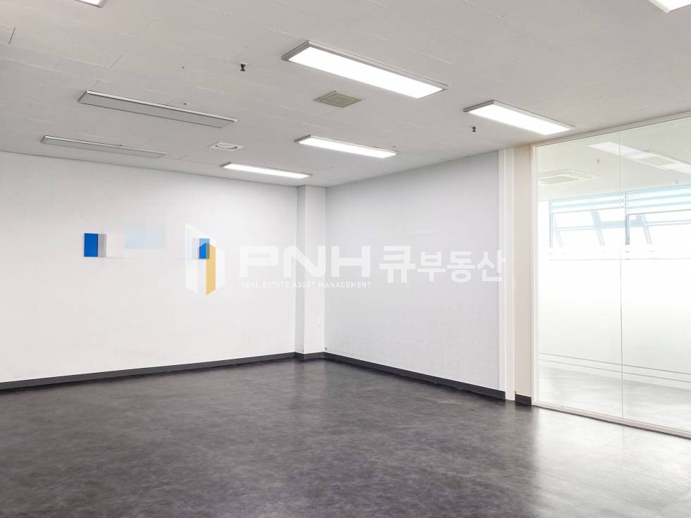 경기 안양만안구 안양동 1호선 명학역 2번출구, 동영벤처스텔, 전용66, 파사드O, 풀인테리어O, 화물엘베O, 즉시입주 월세 매물번호 11091 사진 4