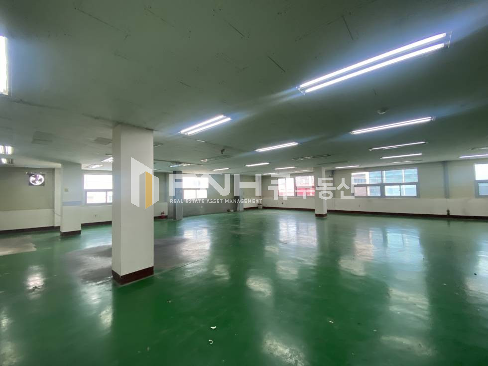 경기 안양만안구 안양동 1호선 명학역인근, 전용85평, 화물리프트O, 관리비없음, 주차가능, 공장겸사무실 임대 , 월세 매물번호 11095 사진 3