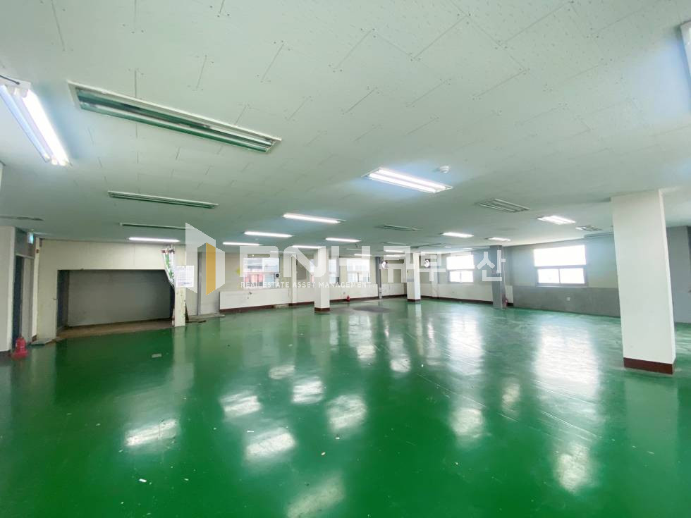경기 안양만안구 안양동 1호선 명학역인근, 전용85평, 화물리프트O, 관리비없음, 주차가능, 공장겸사무실 임대 , 월세 매물번호 11095 사진 8