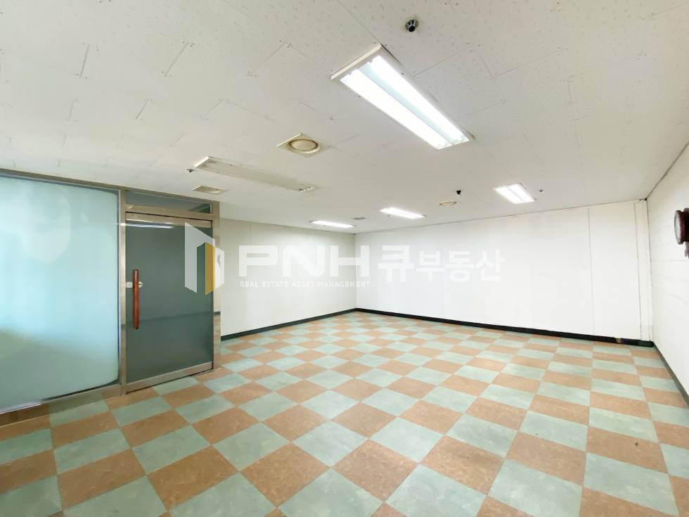 경기 군포시 당정동 군포시 당정동, SK벤티움 지식산업센터내, 전용 16평, 소형사무실임대, 화물엘베O, 즉시입주가능 월세 매물번호 11097 사진 4