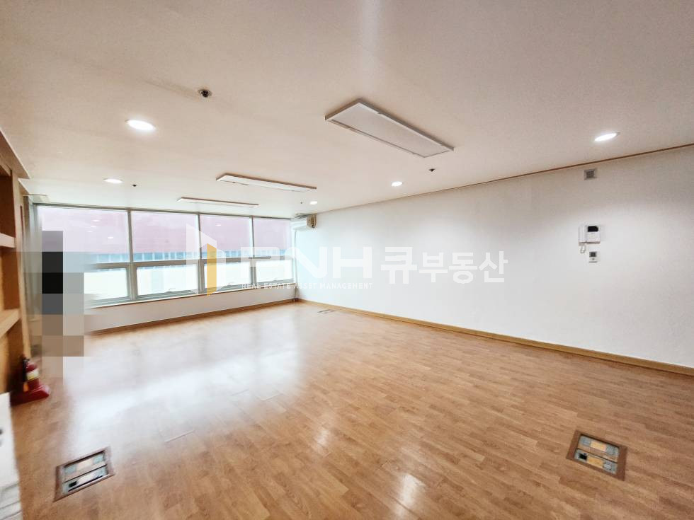 경기 안양동안구 비산동 4호선 범계역 초역세권, 금강벤처텔, 전용26평, 중소형사무실 임대, 시세대비 저렴한 월세, 즉시입주가능 월세 매물번호 11104 사진 4