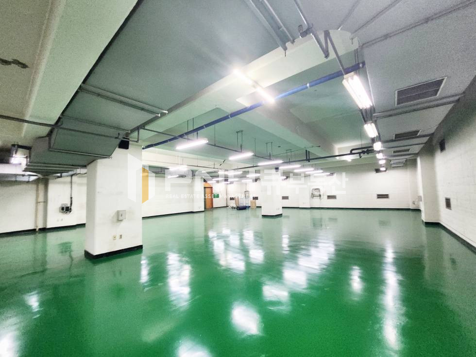 경기 안양만안구 안양동 1호선 명학역초역세권, 지층, 전용105평, 화물승강기O,대형트럭진출입 가능 O, 바닥 에폭시 공사O, 즉시입주 월세 매물번호 11115 사진 8