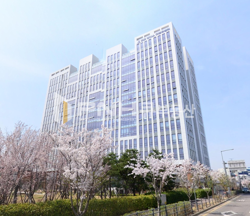 경기 군포시 부곡동 군포시 군포첨단일반산업단지, 군포에이스더블유밸리, 전용10.3평, 소형사무실, 동군포TG인접, 고속도로 교통편 용이, 렌탈프리가능, 즉시입주가능 월세 매물번호 11124 사진 4