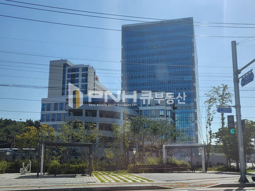 경기 의왕시 삼동 1호선 의왕역 인근, 의왕테크노파크, 더리브비즈원, 전용17평, 월임대료 저렴, 신축, 빠른입주가능, 2.5톤 화물엘베O, 천장형냉난방기O, 주차가능O, 부곡톨게이트 인접 월세 매물번호 11129 사진 5