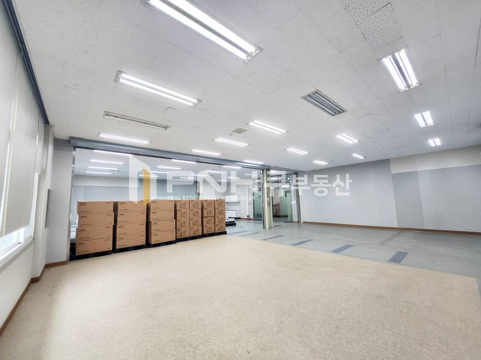 경기 안양동안구 호계동 4호선 범계역 역세권공장, 동보프라자, 전용60평, 내부 깔끔, 화물엘리베이터O, 주차편리, 즉시입주가능 월세 매물번호 11136 사진 5