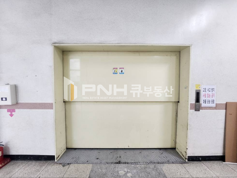경기 안양동안구 호계동 4호선 범계역 역세권공장, 동보프라자, 전용60평, 내부 깔끔, 화물엘리베이터O, 주차편리, 즉시입주가능 월세 매물번호 11136 사진 8