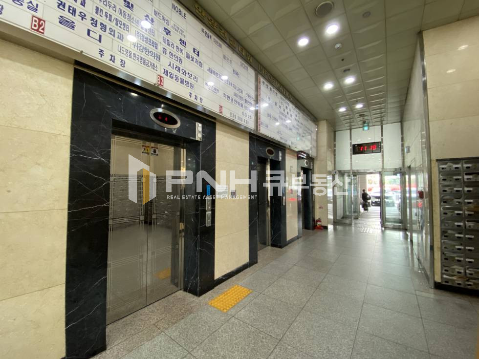경기 안양동안구 비산동 4호선 범계역 역세권, 안양건설타워, 전용20평, 내부 깔끔, 주차가능, 빠른입주가능 월세 매물번호 11141 사진 3