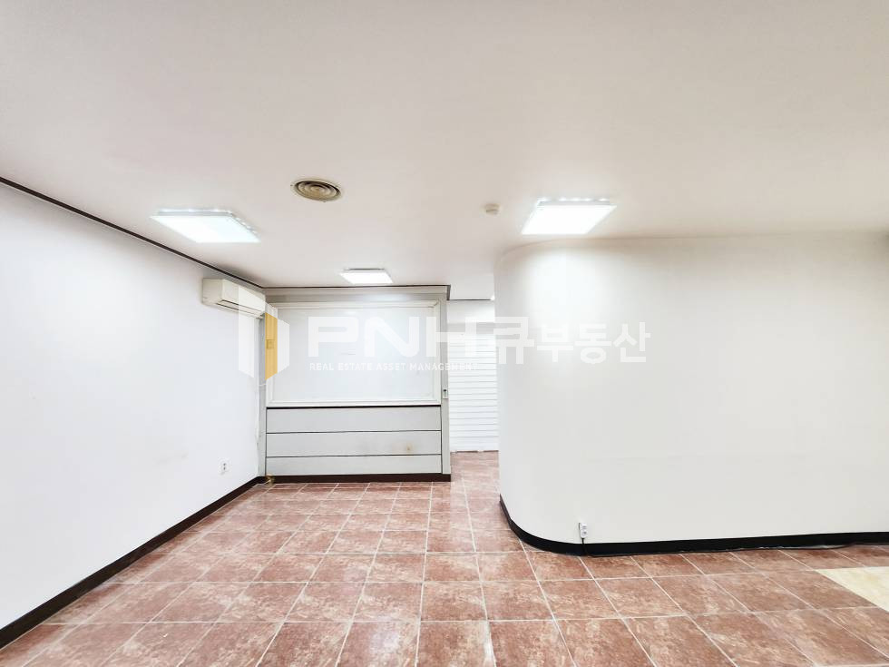 경기 안양동안구 관양동 4호선 인덕원역 초역세권, 3번출구 삼우프라자, 소형사무실임대, 전용16평, 수도O, 즉시입주가능 월세 매물번호 11146 사진 2