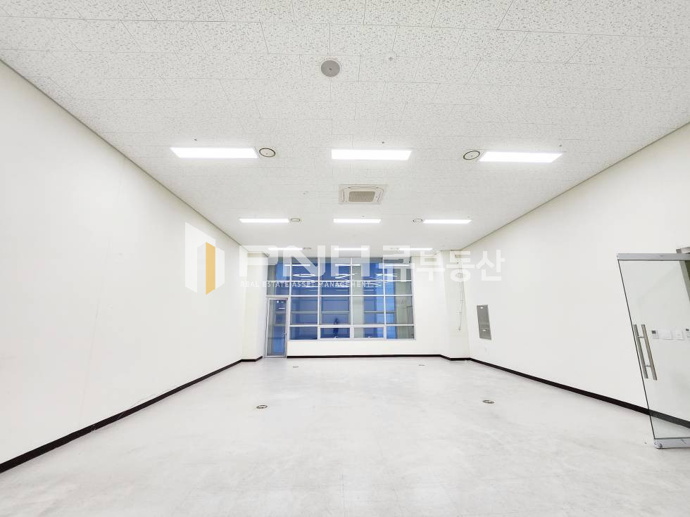 경기 군포시 당정동 실 사진첨부, 군포에이스하이테크, 전용32평, 천정고4.1m, 화물승강기 5Ton 바로옆, 실입주O, 저렴한매물 매매 매물번호 11151 사진 3