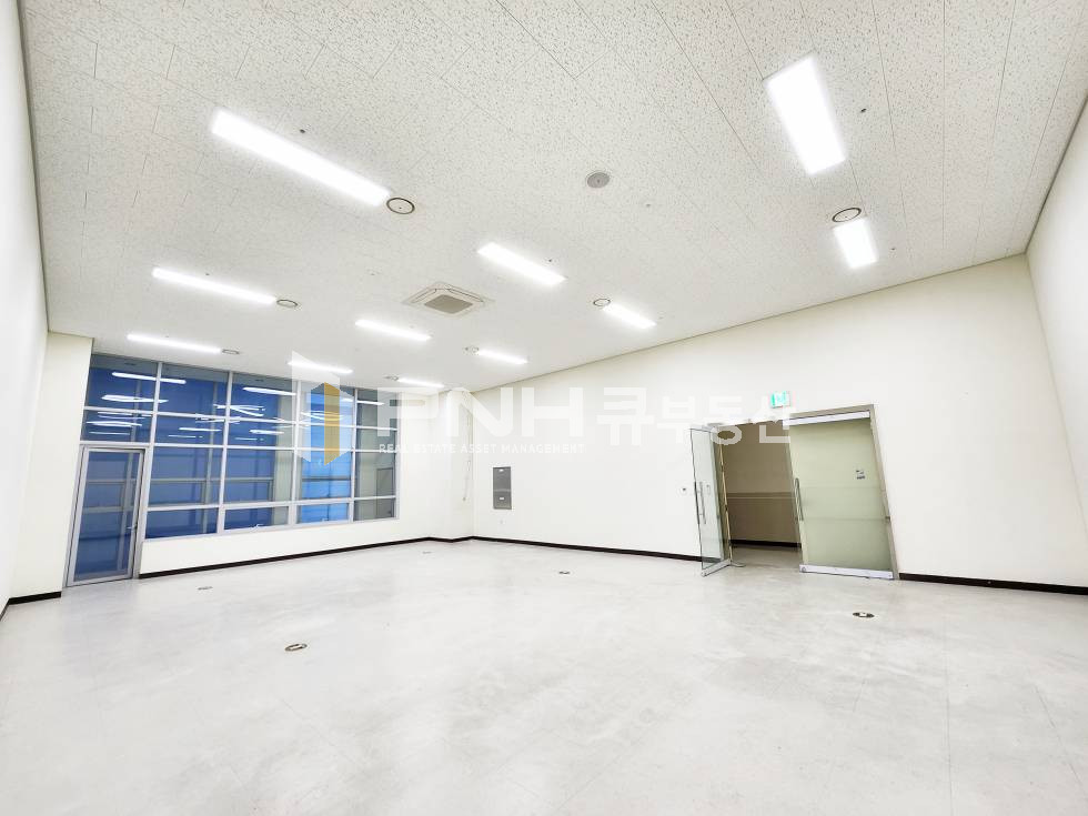 경기 군포시 당정동 실 사진첨부, 군포에이스하이테크, 전용32평, 천정고4.1m, 화물승강기 5Ton 바로옆, 실입주O, 저렴한매물 매매 매물번호 11151 사진 4
