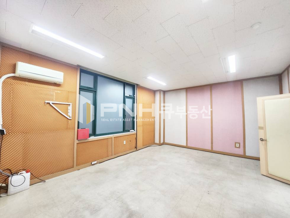 경기 의왕시 내손동 의왕롯데마트 맞은편, 계원대사거리, 전용25평, 업종제한X, 위치좋음, 내부깔끔, 월임대료 매우저렴 월세 매물번호 11154 사진 5