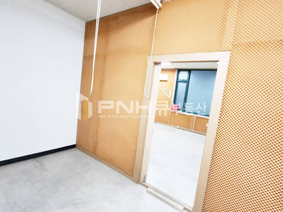 경기 의왕시 내손동 의왕롯데마트 맞은편, 계원대사거리, 전용25평, 업종제한X, 위치좋음, 내부깔끔, 월임대료 매우저렴 월세 매물번호 11154 사진 8