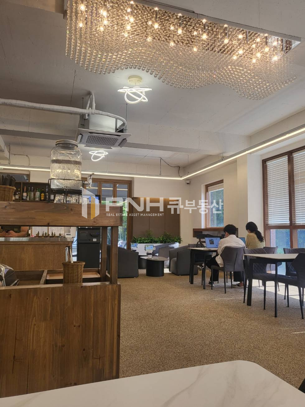 경기 의왕시 오전동 브런치카페, 레시피전수가능,최고급인테리어,넓은테라스 월세 매물번호 11157 사진 1