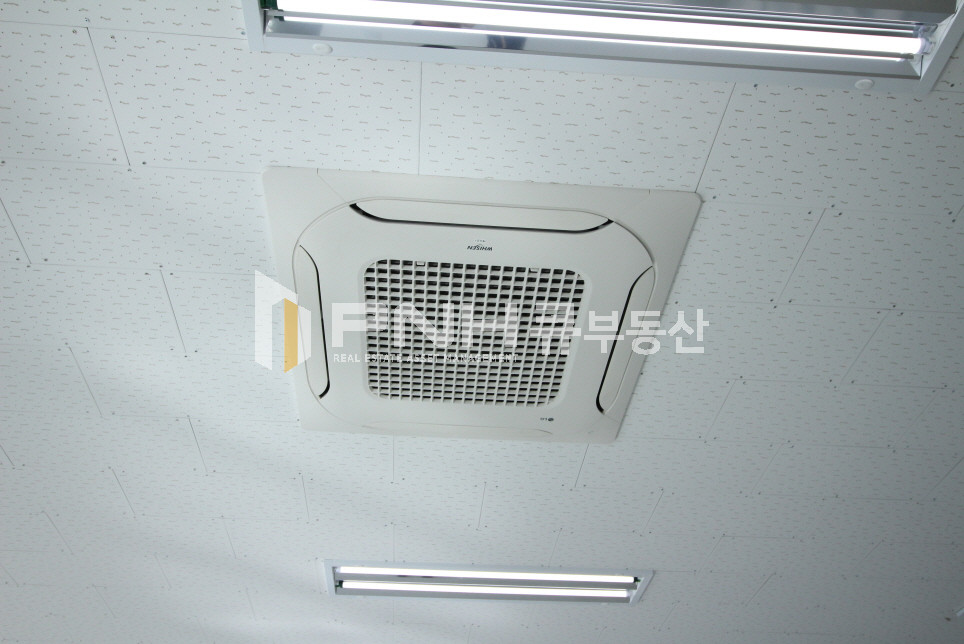 경기 안양동안구 관양동 평촌역 초역세권 전용80평 내외관 컨디션 깔끔한 사무실 추천 월세 매물번호 11162 사진 10