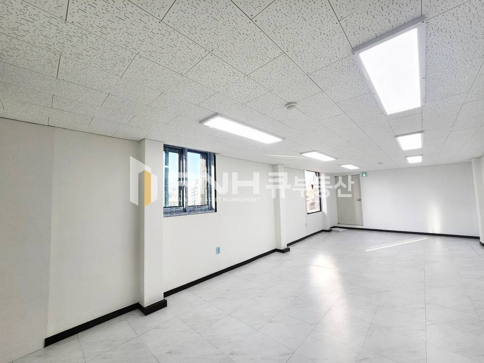 경기 안양동안구 관양동 4호선 인덕원역 초역세권, 도보3분, 전용20평, 사무실, 풀인테리어, 화이트톤, 냉난방기O, 엘베 O, 주차O, 즉시입주 월세 매물번호 11166 사진 7