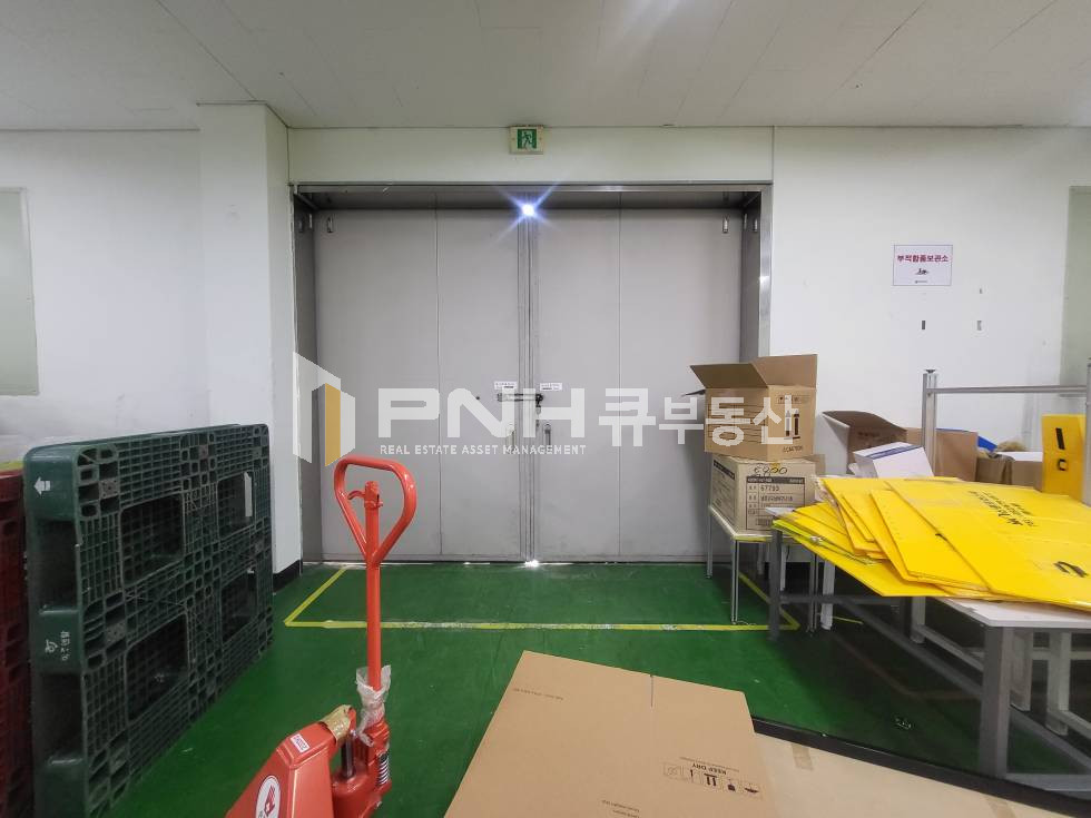 경기 의왕시 고천동 의왕시 단독 3개층 코너 단독공장 임대 약 690평 면적 사용가능한 공장임대 월세 매물번호 11175 사진 6