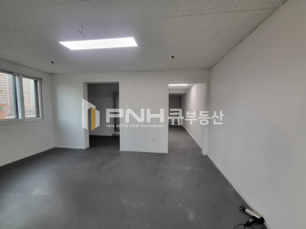 경기 안양동안구 호계동 사무실, 근생가능, 올수리, 내부 화장실 있음,월세협의가능 월세 매물번호 11183 사진 5